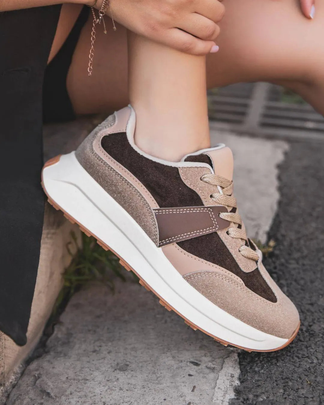New Casual Mode Basket femme et beige à lacets - Marion Camel