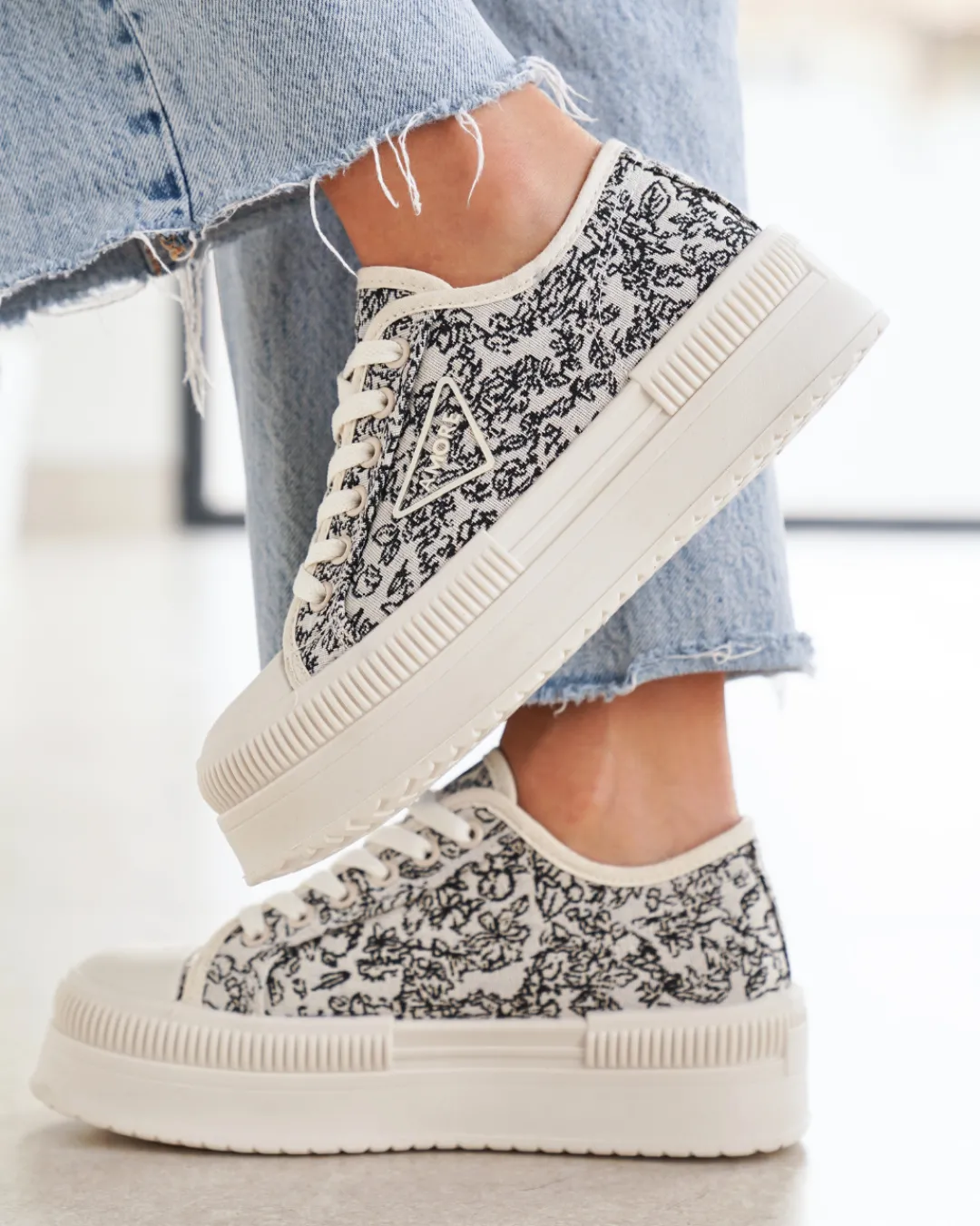 Outlet Casual Mode Basket femme toile he à lacets - Golda Blanc