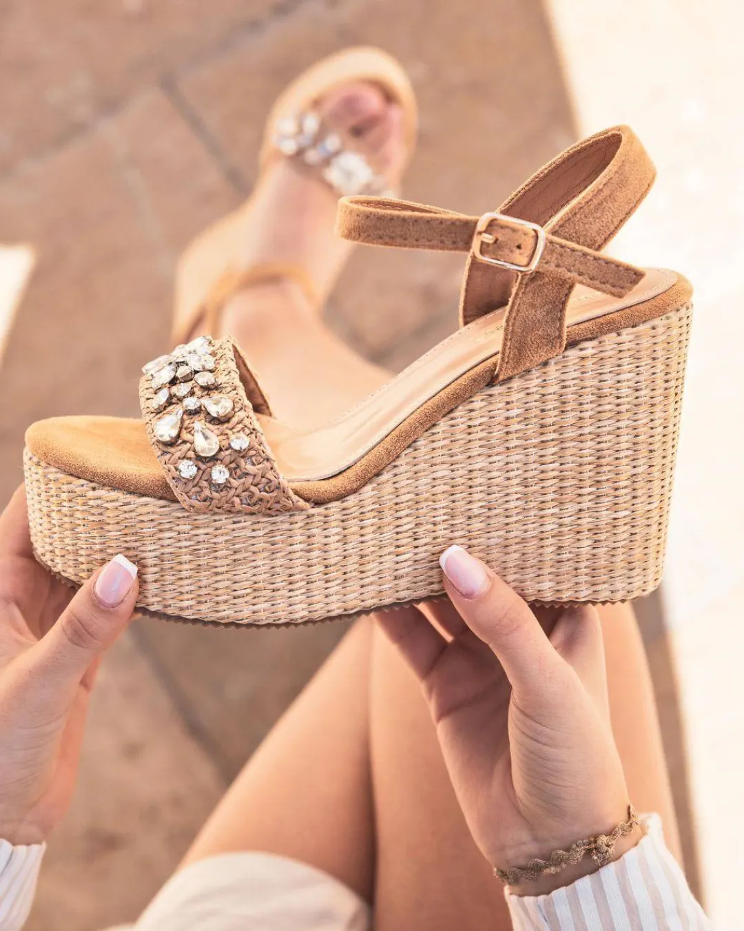 Fashion Casual Mode Sandale femme compensée - Lara Camel